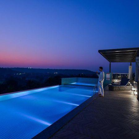 Meritas Auberge Calangute Goa Buitenkant foto