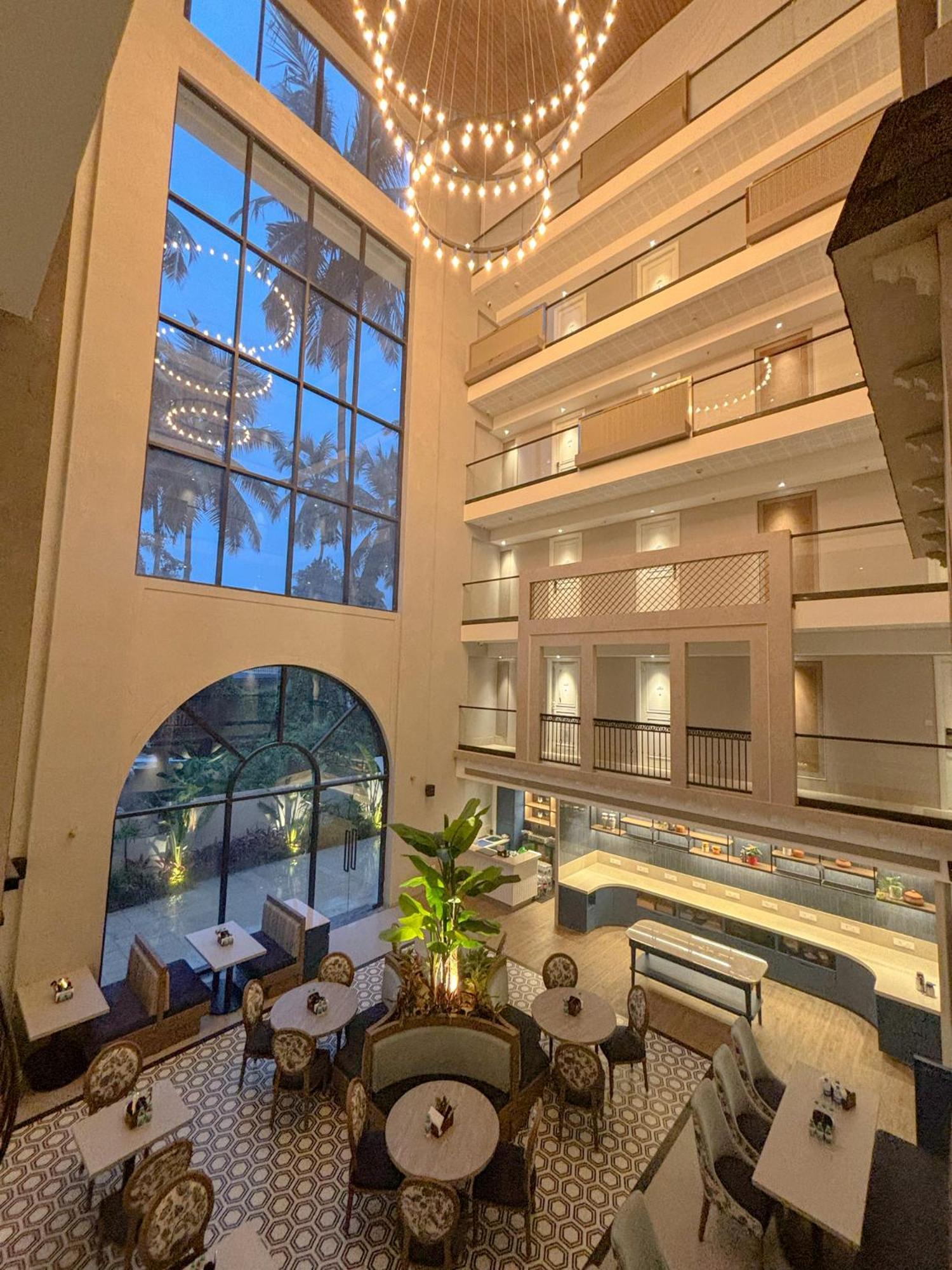 Meritas Auberge Calangute Goa Buitenkant foto