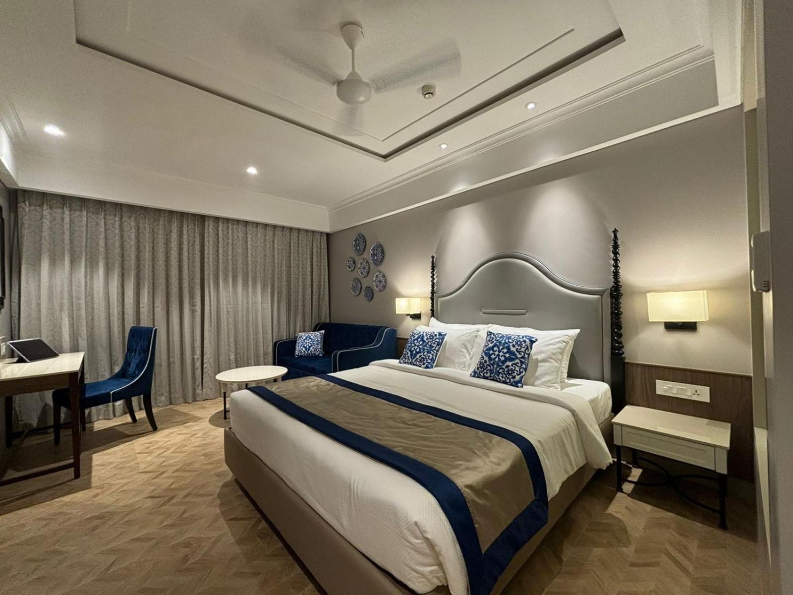 Meritas Auberge Calangute Goa Buitenkant foto
