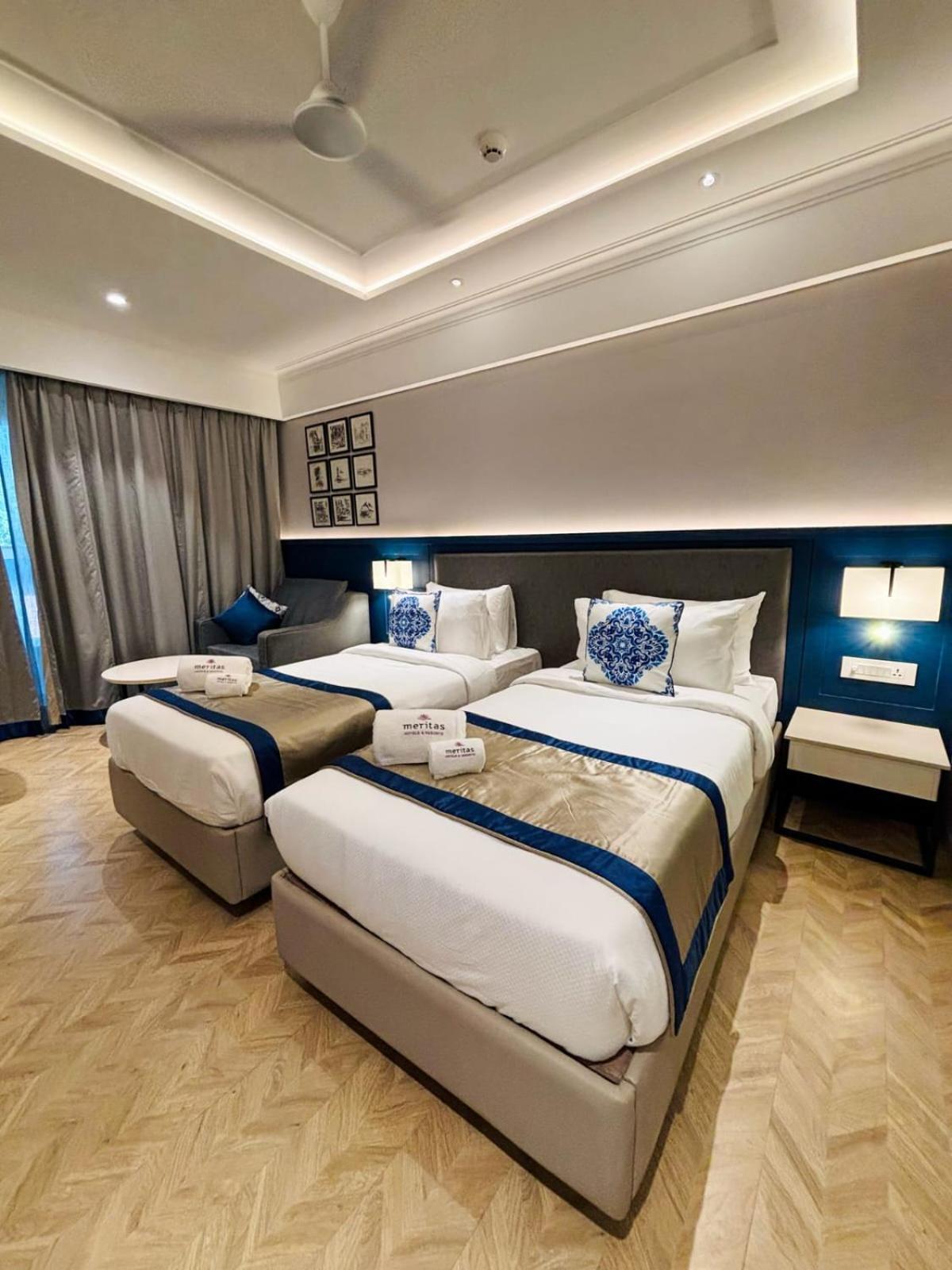 Meritas Auberge Calangute Goa Buitenkant foto